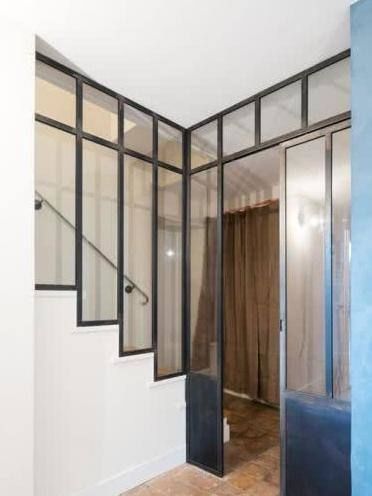 通透感|老师傅把玻璃门装到楼梯,业主一看很不高兴!入住后发现好处太多