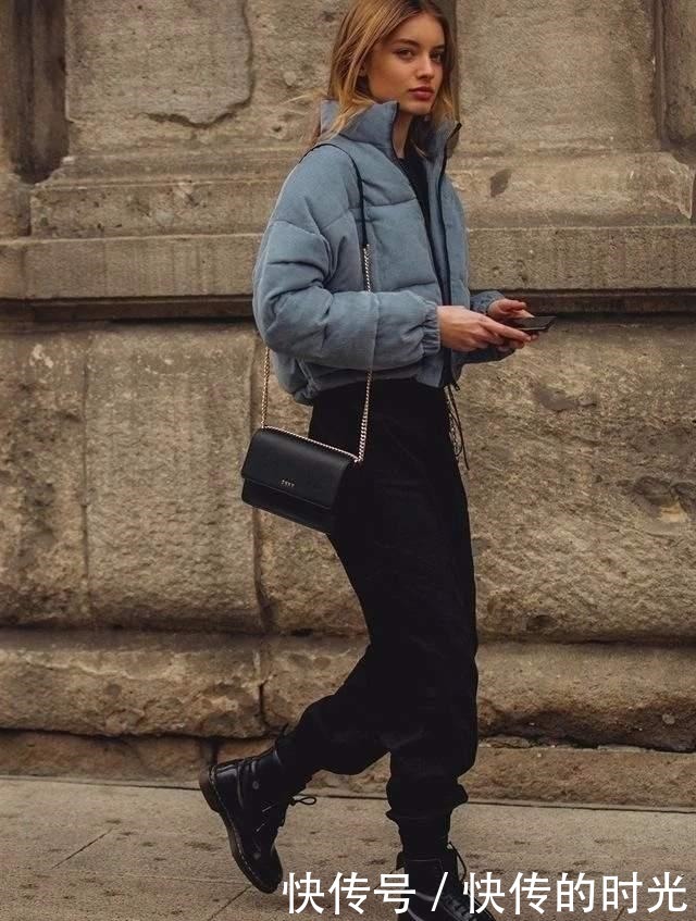白色|冬季,羽绒服建议多穿这4种“颜色”,不仅时尚耐看,还特温暖