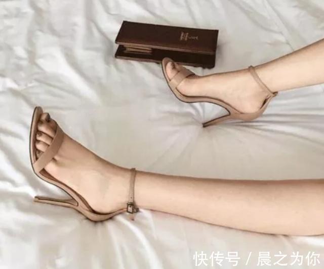 都市丽人 细跟鞋颇有质感,如同星星般闪耀!