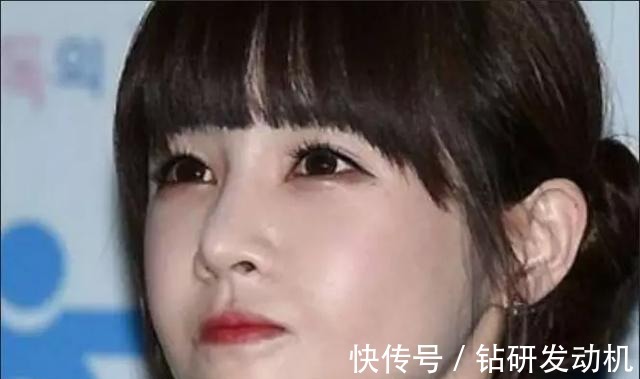 笔尖|讲真,女孩子出门一定不要这样子“化妆”,不仅尴尬还显丑!