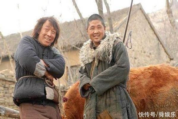 小心灵@俗语“见官莫向前,做客莫在后”,老祖宗的经验,应该牢记于心!