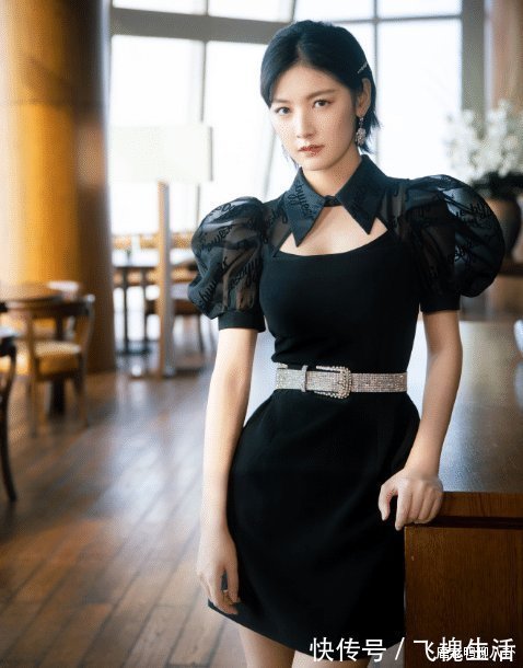 意難平！團(tuán)資第二資源卻最少，鄭乃馨5個(gè)月行程沒張藝凡一個(gè)月多