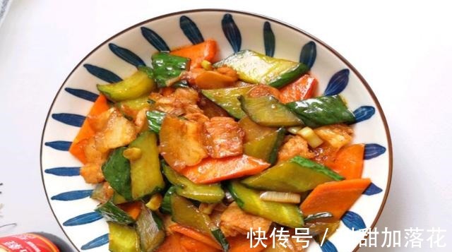 十月，晚餐别错过吃这菜，简单营养又美味，儿子连夸太好吃了！