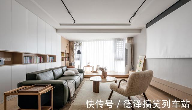 柜子|越来越多人给客厅设计柜子,沙发离墙摆放后,真的超实用