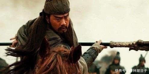 巴不得|关羽兵败身死之后,诸葛亮为何平静如水,难道他巴不得关羽死