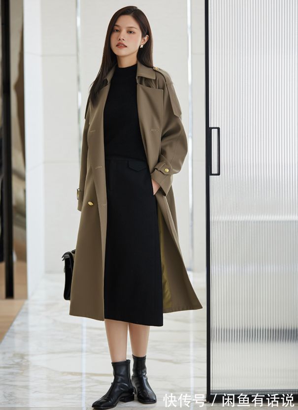 穿搭 打底衫还是黑色最百搭,35岁博主这几套秋冬穿搭,每一套都想照搬