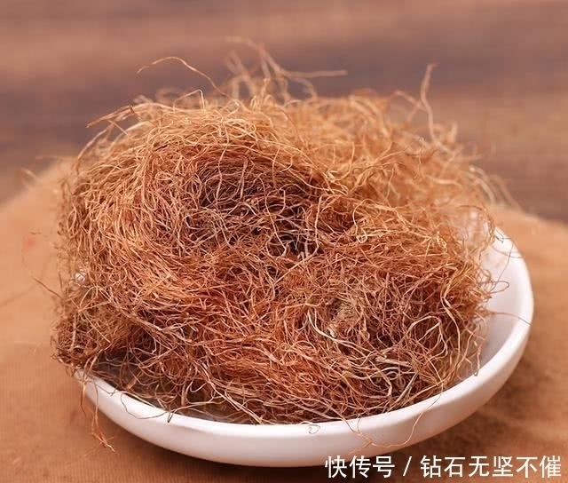 普洱茶|高血压高血脂怎么办?路边不值钱的它泡水喝,血脂血压悄悄降下来