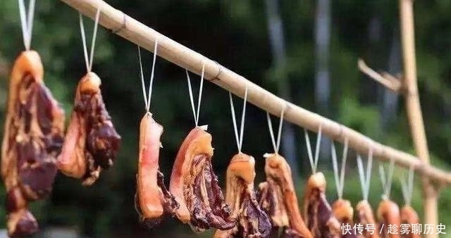 吃货|中国吃货在国外晒腊肉“被举报”,老外给的理由让人哭笑不得!