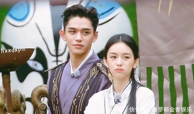 b《奔跑吧9》情侣特辑开录!baby搭上张彬彬,蔡徐坤搭档“姐姐”