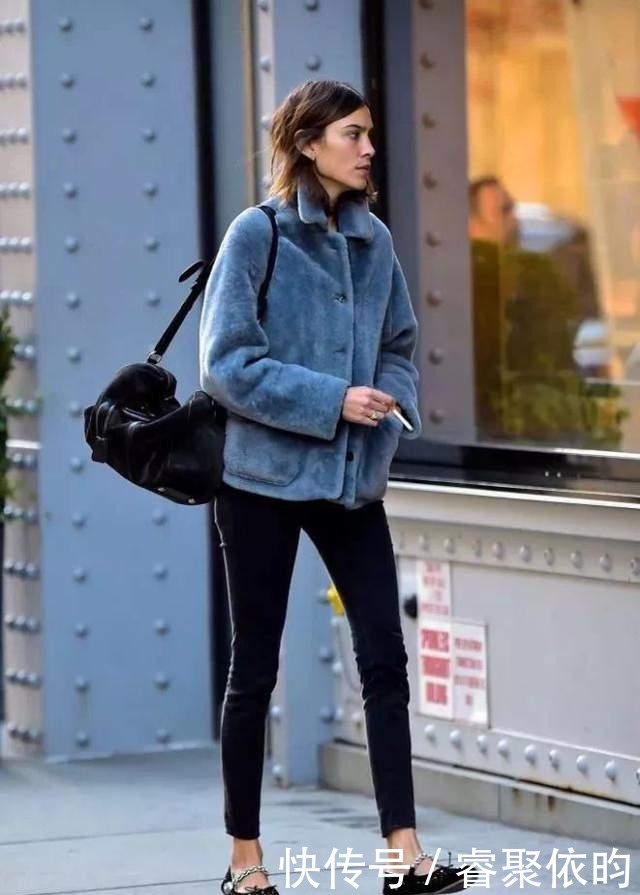 颜色|秋冬不论是搭裙子还是穿裤子,一定要牢记“上下法则”!很时髦