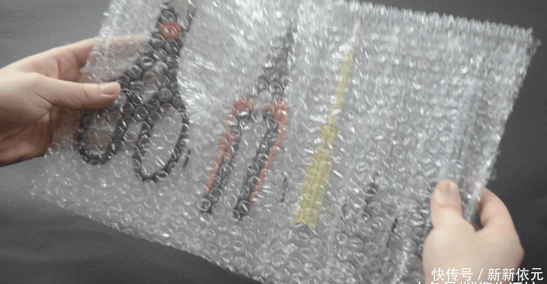 快递箱里的气泡垫别扔了, 没想到它作用这么大, 家家户户用的到