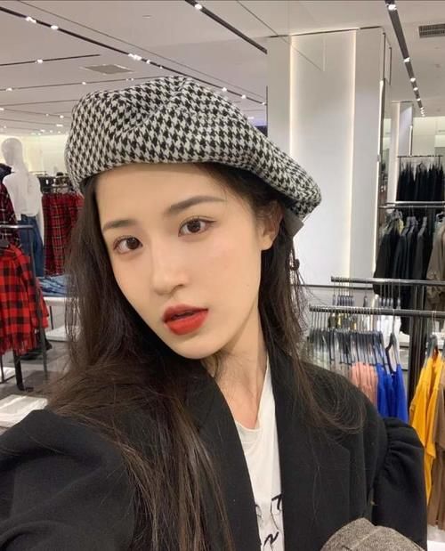 冬天必备三款帽子，搭配得当时髦又精致