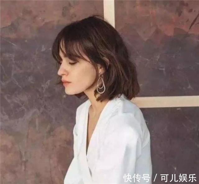 头发|40+女性选择发型要慎重,这几款千万别碰,被说装嫩还俗气