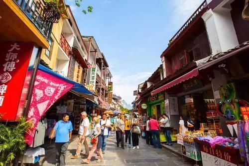 文化广场|景致记录：广西省桂林市阳朔县，孙中山演讲过，徐悲鸿居住过