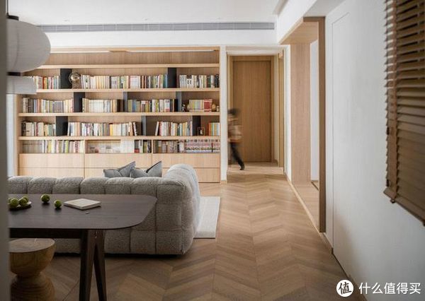 衣柜|成都夫妇155㎡的家,仅凭一个客厅就圈粉无数,不要电视墙太香了