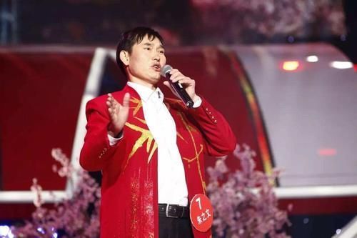 她曾花120万上《星光大道》,被淘汰后负债40万,现在过得怎样?