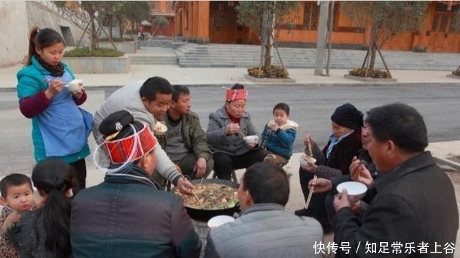 海底|这才叫火锅,你吃的只能叫麻辣烫,网友:比海底捞都更有味!