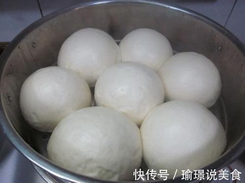 少了它,难怪馒头不香甜!蒸馒头时,很多人只会加酵母!