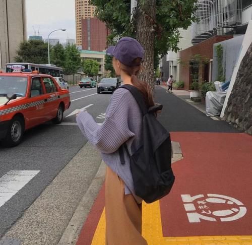  最火|毛衣搭配：毛衣+阔腿裤=秋冬最火CP，慵懒又洋气，谁穿谁好看！