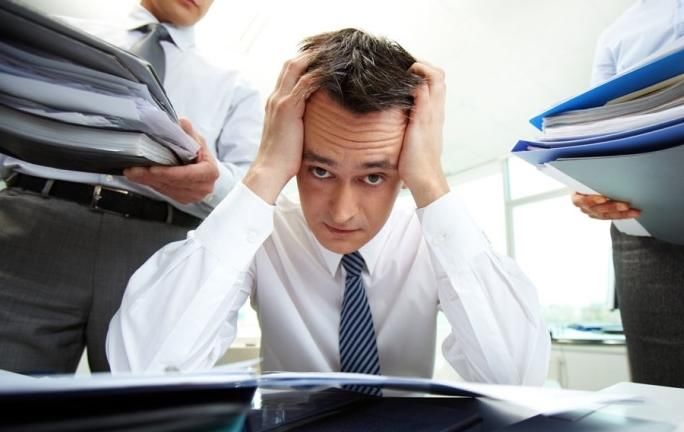 血管堵塞|加速男性衰老的行为,抽烟喝酒没上榜,很多男性败给了第一件事