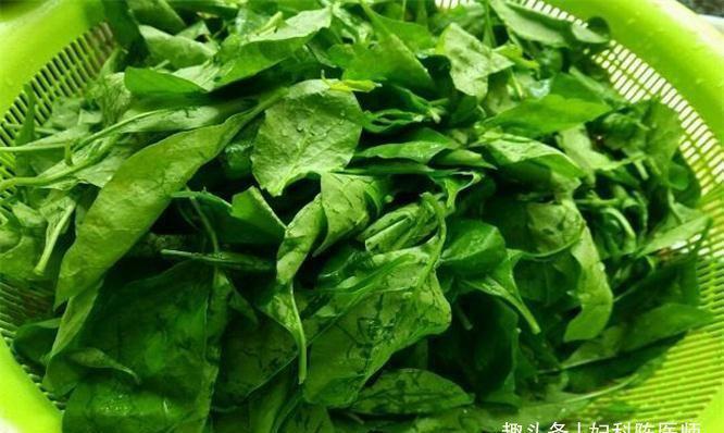 3物|女性想要皮肤好,推荐常吃3物,能排毒养颜,皮肤光泽有弹性