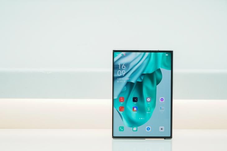OPPO|柔性屏褶皱、寿命问题如何解决？OPPO卷轴屏概念机给出新方案