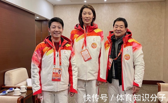 惠若琪|中国女排传递冬奥火炬!朱婷现身,与撒贝宁合体,张常宁太美了