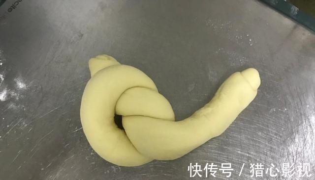 面包|一定要尝试的面包配方,一次发酵,外酥里软,放3天不硬,特解馋