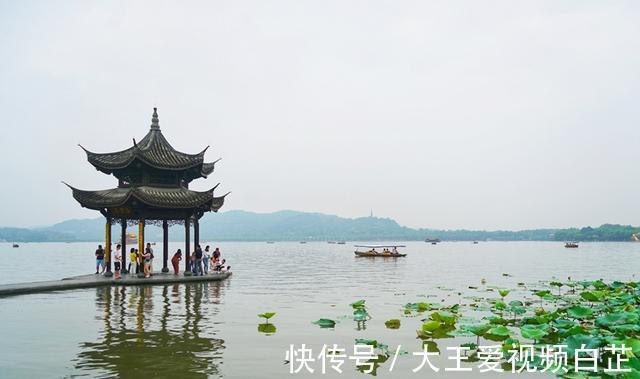 白居易|浙江热门旅游景点，被誉为中国历史上第一湖，游客一年四季都喜欢