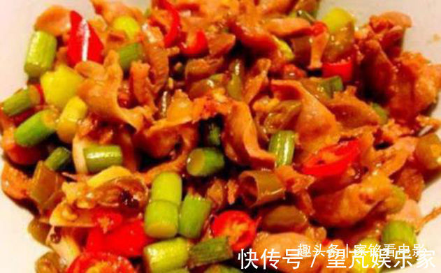 麻辣鸭掌|美食推荐酸辣鸡杂,红焖牛蹄筋,黄豆芽拌粉,麻辣鸭掌的做法