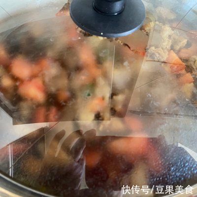 开运年夜菜“牛气冲天”，番茄土豆炖牛腩汤汁浓郁，营养美味??