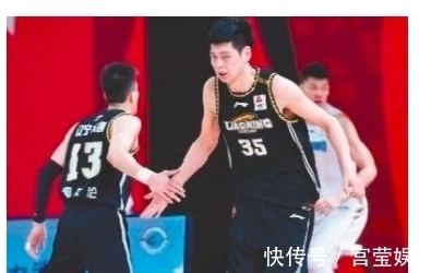 辽宁男篮|山东男篮开始准备?辽篮掌握主动,2迹象显示朱荣振或留下