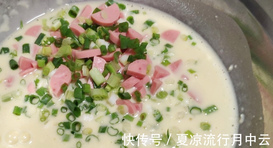 家人|末伏过，别忘给家人摊张鸡蛋饼，早餐吃简单美味营养足！