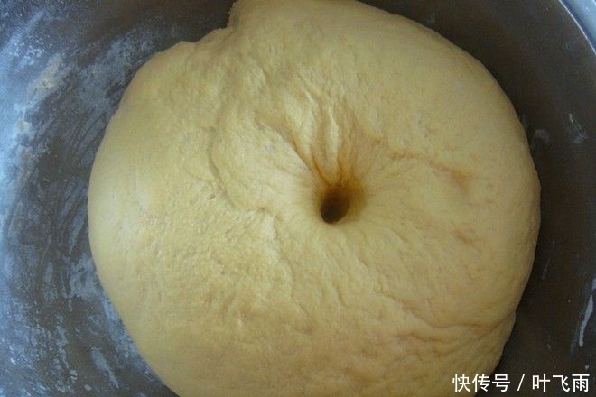 清香|第一次做这样的素包子,暄软清香不塌陷,味道好营养高,松软味美