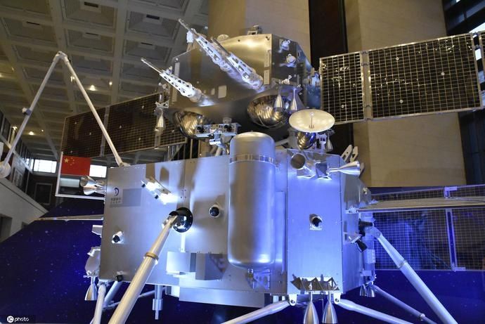 “月球样品001号·见证中华飞天梦”展现身北京国家博物馆