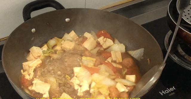 做法|白菜这种做法百吃不厌,我家隔1天就炖一锅,全家都爱吃,太香了