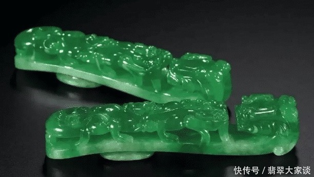翡翠|翡翠故事:为什么一对翡翠如意带勾能拍出几千万的高价!