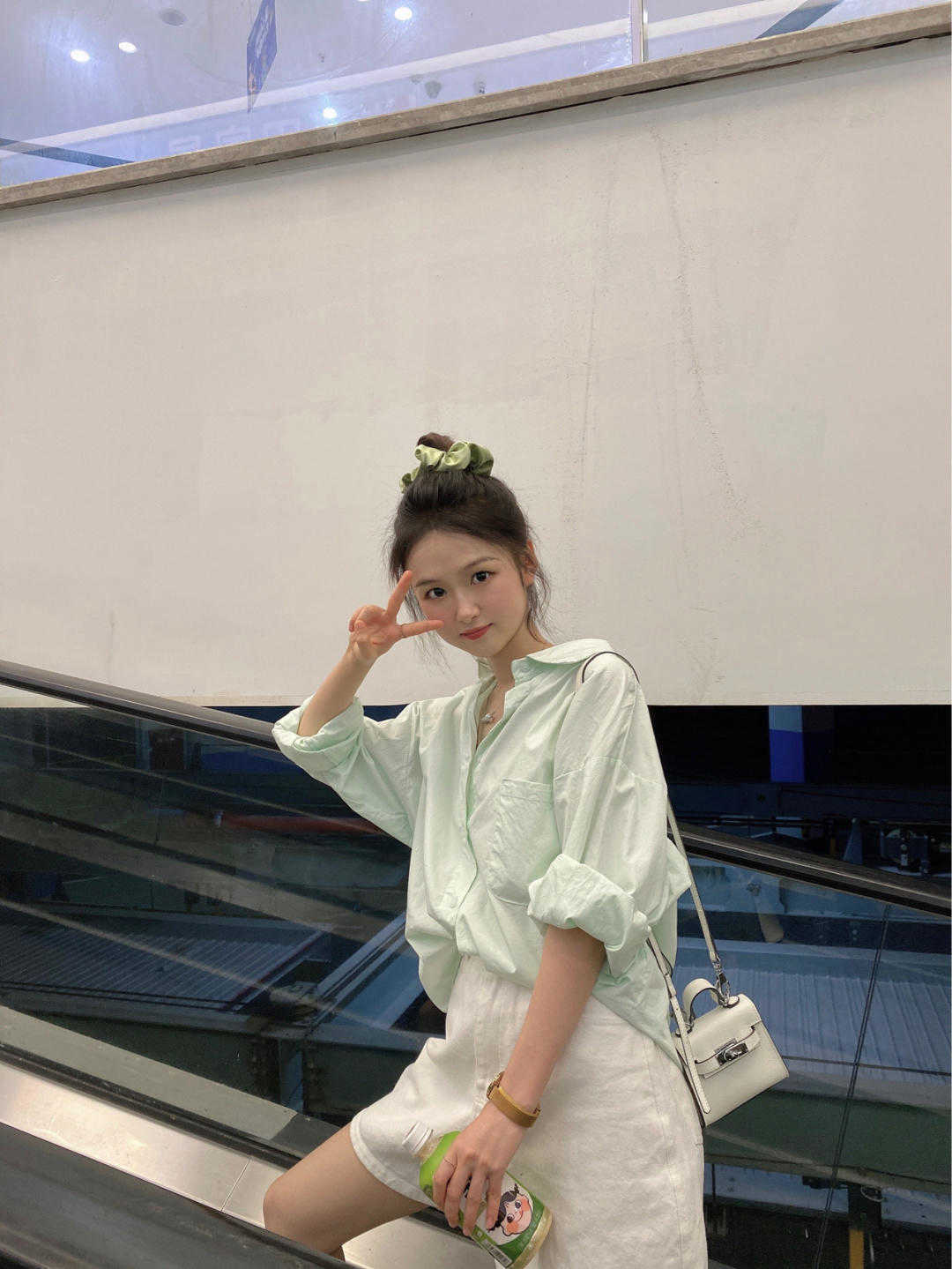 时尚|清凉色怎样搭配,高级又时尚,不失华丽和优雅