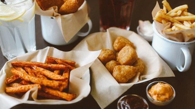 血糖控制|当你患有2型糖尿病时,要避免吃以下9种食物,为了身体健康