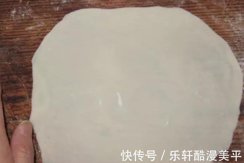 葱油饼|自制葱油饼酥香美味,轻松掌握