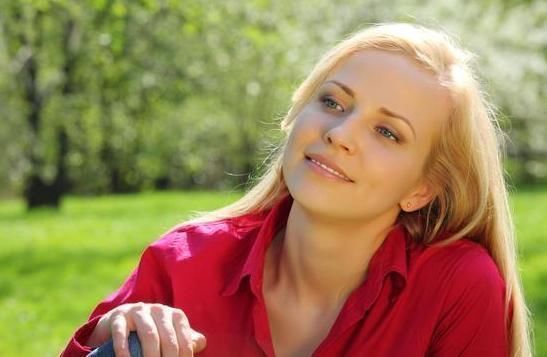 食物|女性“催老神器”揭晓！四类食物，趁早撤离饭桌，切莫贪嘴