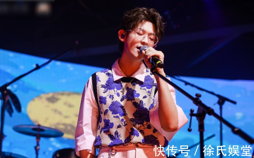 明日之子|芒果臺又打造一檔密室真人秀，看到首發陣容就迫不及待想要追