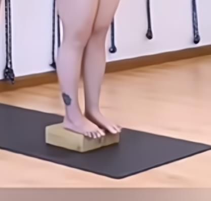脚趾球|(教培内容,建议收藏)你在练瑜伽还是摆样子,看脚掌就知道!