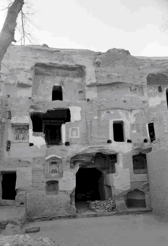 艰辛|八十年代才通电照明,保护敦煌先辈专家学者们付出的艰辛超出想象