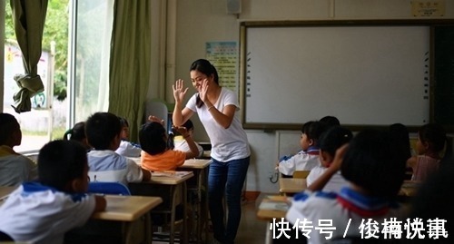 两帝$秦桧随口做的2句诗,没想到流传千年,成了老师们常说的口头禅