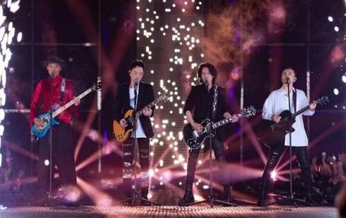 趙文卓|《披荊斬棘的哥哥》首播，趙文卓唱《流星雨》，霍尊拿了個第一名