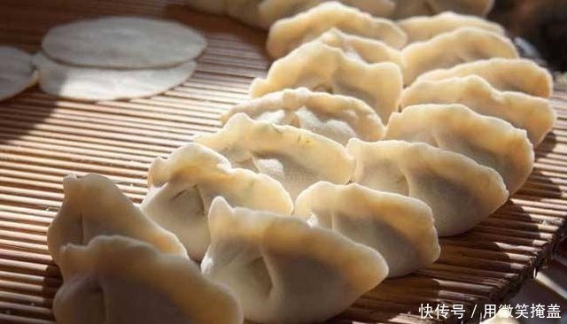 酸菜|入秋后，就馋这个馅的饺子，东北人就好这一口，比萝卜韭菜鲜多了