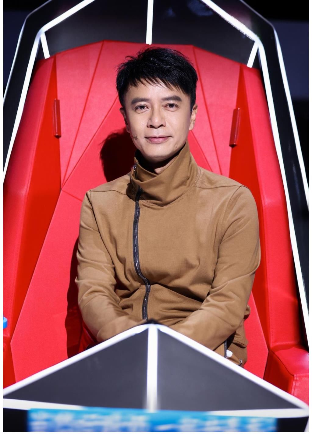 节目|“中国好声音”李克勤战队连下两员大将,其他人还能否逆袭?