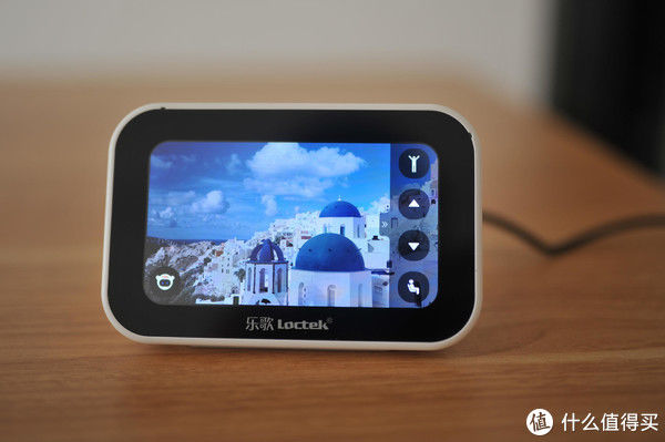 螺丝|家居改造：用电动升降桌打造我的居家办公小角落