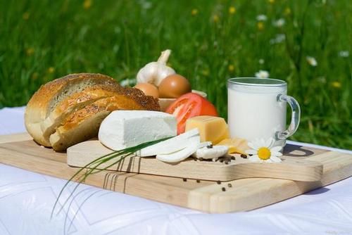 赤字|女性如何保持好身材？瘦并不等于美，“运动+饮食”打造曲线美！